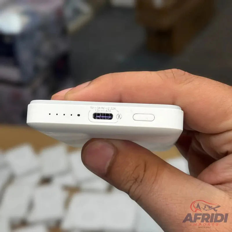 Romoss 10,000mAH 20W Magsafe Wireless Powerbank